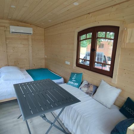 Roulotte Tout Confort A La Ferme Saint-Lumine-de-Coutais Екстер'єр фото